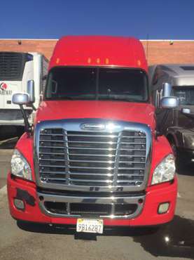2009 Freightliner - cars & trucks - by owner - vehicle automotive sale for sale in Manteca, CA