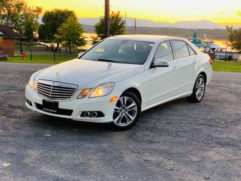 2011 MERCEDES-BENZ E-CLASS E350 4MATIC ( SUPER CLEAN ) for sale in West Sand Lake, NY