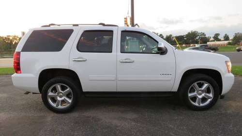 2011 Chevrolet Tahoe LT 4X4 5.3L 3rd Row Very Clean for sale in Clinton Township, MI