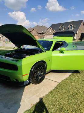 Sublime Green 2015 Dodge Challenger R/T Scatpack for sale in Frisco, TX