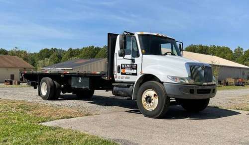 Flatbed Truck 2005 Durastar International for sale in Youngstown, OH