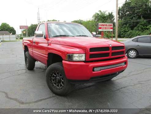 1997 DODGE RAM 1500 5 9L V8 4x4 OWNED BY CHRYSLER TECH - cars & for sale in Mishawaka, IN