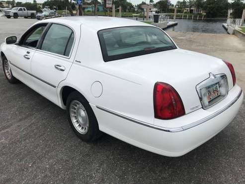 2000 Lincoln Town Car for sale in North Palm Beach, FL