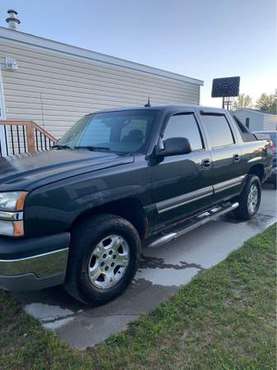 2004 Chevrolet Avalanche - cars & trucks - by owner - vehicle... for sale in Alanson, MI