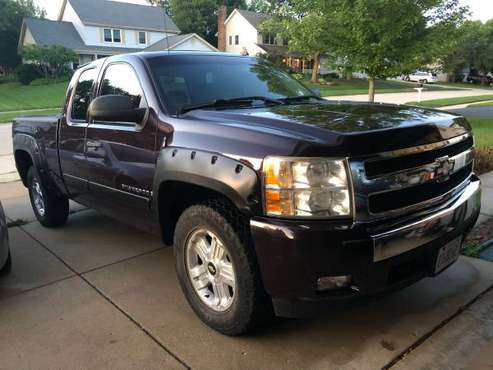 2008 Chevy Silverado LT 4X4 $6750 FIRM for sale in Cary, IL