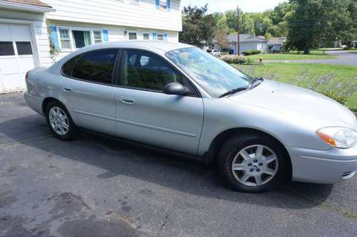 2007 Ford Taurus 95K for sale in West Hartford, CT
