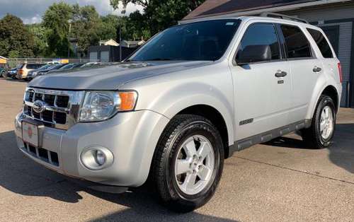 2008 FORD ESCAPE XLT for sale in Rock Island, IA