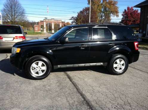 2010 Ford Escape XLT 4-Door - - by dealer - vehicle for sale in Columbia, PA