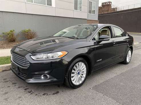 2014 Ford Fusion Hybrid SE - cars & trucks - by dealer - vehicle... for sale in Totowa, NJ