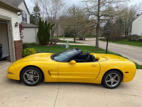 2000 corvette convertible 39, 000 miles for sale in Streetsboro, OH