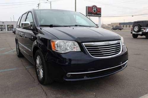2014 Chrysler Town and Country Touring L - 30TH ANNIVERSARY for sale in Mount Clemens, MI