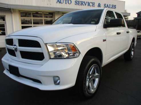 2017 Ram 1500 Crew cab very low miles, drives like new - cars & for sale in Roanoke, VA