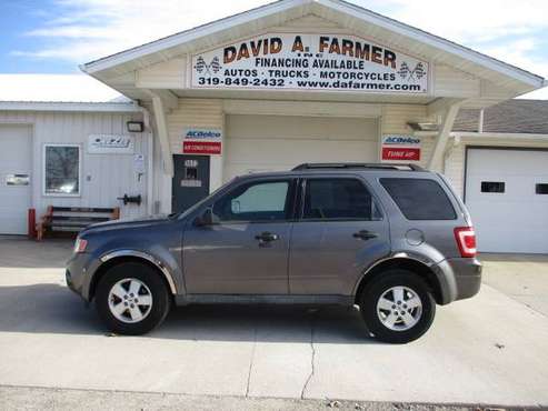 2009 Ford Escape XLT 4 Door 4X4 2 Owner/Low Miles/109K - cars & for sale in CENTER POINT, IA