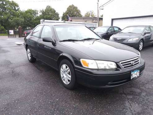 2001 TOYOTA CAMRY LE 139K MILES for sale in Saint Paul, MN