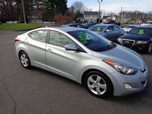 ****2013 HYUNDAI ELANTRA GLS-83,000 MILES-NEW BRAKES-BLUETOOTH-CLEAN... for sale in East Windsor, MA