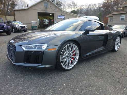 2017 AUDI R8 V10 QUATTRO - ONLY 7,500 MILES - EXTREMELY CLEAN - cars... for sale in Millbury, MA