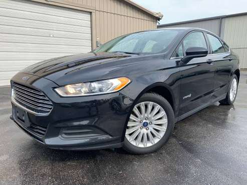 2014 Ford Fusion Hybrid LED tail lights Chrome Grille for sale in Jeffersonville, KY