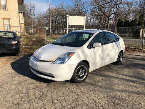 2004 Toyota Prius - Like New Tires - Newer Battery - cars & trucks -... for sale in Portage, MI