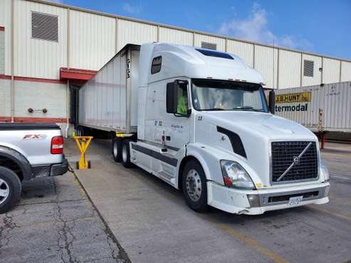 Volvo vnl 670 for sale for sale in Des Plaines, IL