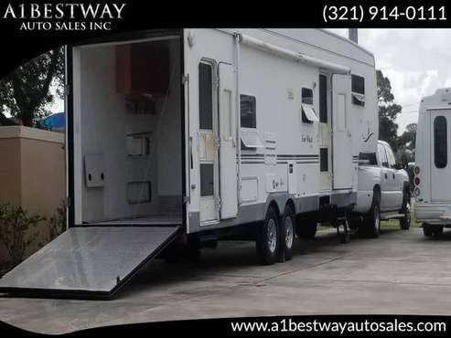 2002 FOUR WINDS CLASSIC 35' RV TOY HAULER 5TH WHEEL CAMPER - cars &... for sale in Melbourne , FL