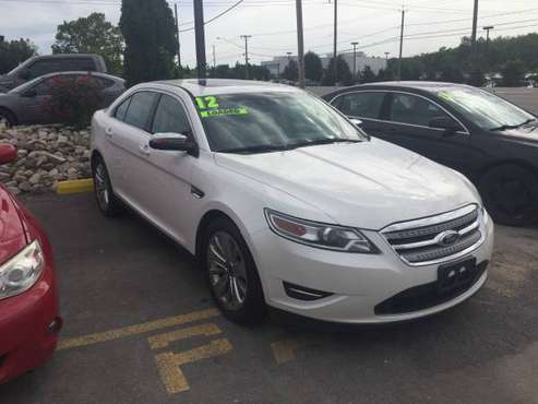 2012 FORD TAURUS LIMITED for sale in Rochester , NY