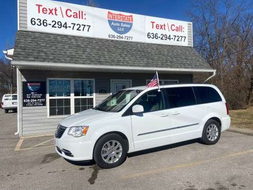 2016 Chrysler Town & Country Touring - - by dealer for sale in O Fallon, MO