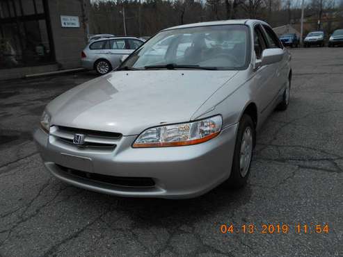 1999 HONDA ACCORD $2500 for sale in Leicester, MA