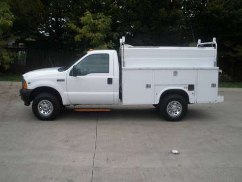2001 FORD F 350 4X4 UTILITY TRUCK for sale in Portland, OR