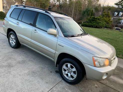 2002 Toyota Highlander Limited 4WD AWD - cars & trucks - by owner -... for sale in Dearing, NC