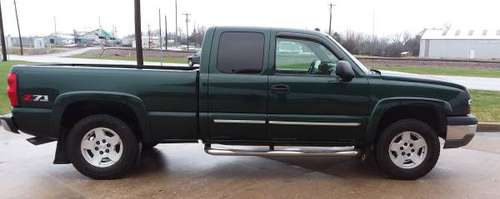 2005 Chevy Silverado Z71 4x4 Ext. Cab, 4 Door, Leather, Loaded! for sale in California, MO