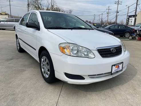 2005 TOYOTA COROLLA CE - - by dealer - vehicle for sale in Champaign, IL