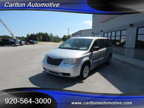 2008 Chrysler Town & Country LX for sale in Oostburg, WI