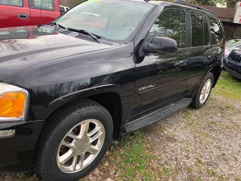 2006 GMC Envoy Denali Black On Black Leather! Sunroof! - cars & for sale in Erie, PA