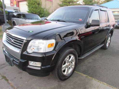 2010 Ford Explorer 4WD 4dr XLT ***Guaranteed Financing!!! for sale in Lynbrook, NY