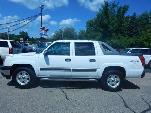 2006 Chevrolet Avalanche 1500 5dr Crew Cab 130" WB 4WD Z71 for sale in Oakdale, MN