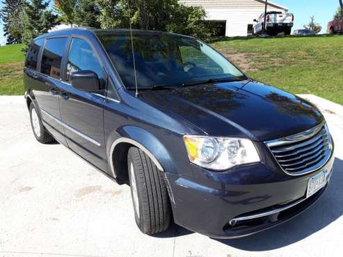 2014 Chrysler Town & Country Touring Minivan for sale in West Fargo, ND