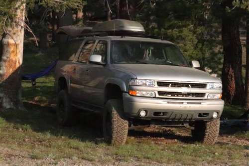 2005 Chevy Suburban Z71 6 Rough Country Suspension on 35 Nittos for sale in South Lake Tahoe, NV