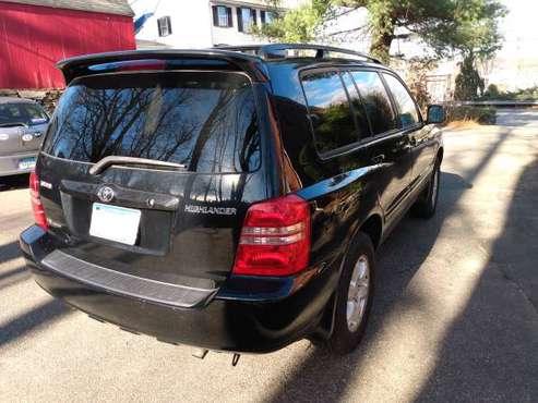 2003 Toyota Highlander - cars & trucks - by owner - vehicle... for sale in Willimantic, CT