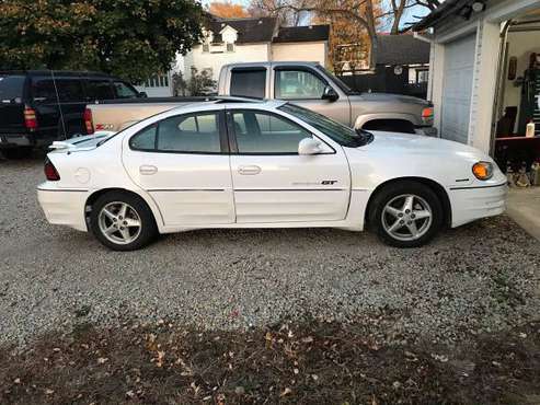 2000 Pontiac Grand Am - cars & trucks - by owner - vehicle... for sale in Janesville, MN