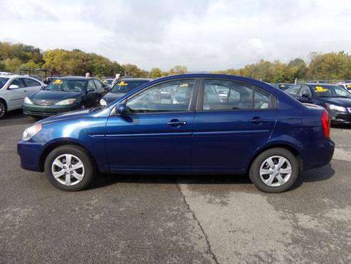 2010 HYUNDAI ACCENT GLS - ALL CREDIT WELCOME! for sale in Independence, MO