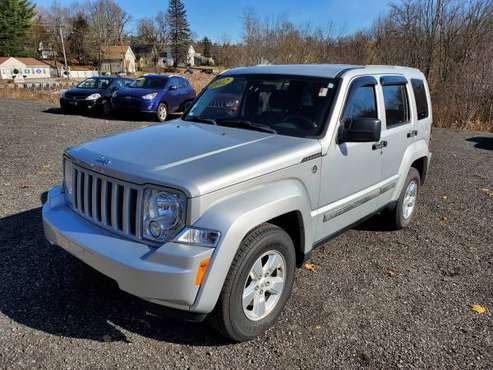 2012 Jeep Liberty Sport 4x4 82k miles - cars & trucks - by dealer -... for sale in Leicester, MA
