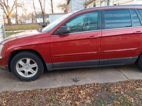 2004 Chrysler Pacifica (Possible Parts Car?) - cars & trucks - by... for sale in Waterloo, IA
