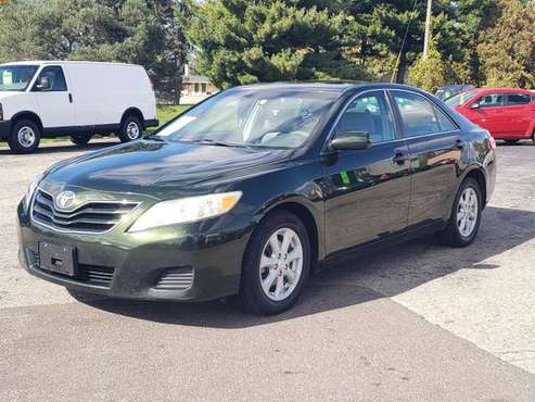 2010 Toyota Camry LE, Clean Carfax, No Warning Lights, Shifts Smooth for sale in Lapeer, MI