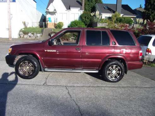 2002 NISSAN PATHFINDER SE PRICE JUST REDUCED for sale in Seattle, WA