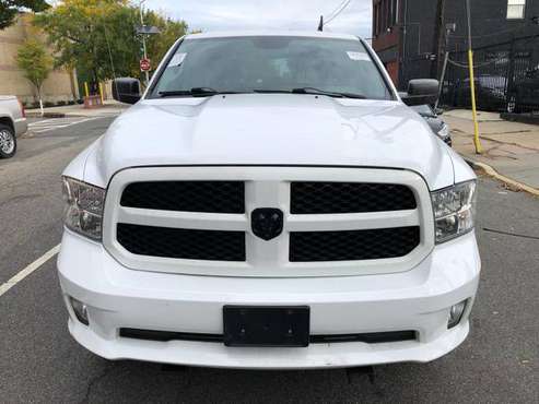 2014 ram1500 quad cab for sale in NEWARK, NY