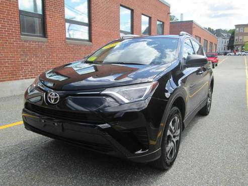 2016 TOYOTA RAV4 LE 47000 MILES CLEAN CARFAX 1 OWNER AWD LIKE NEW for sale in Brighton, MA