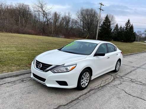 2017 Nissan Altima 4dr Sdn I4 CVT 2 5 with Gas-Pressurized Shock for sale in Cudahy, WI