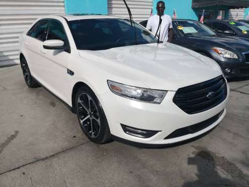 15 FORD TAURUS LIMITED TIERD OF B.S,NO BANKS,NO... for sale in Hollywood, FL