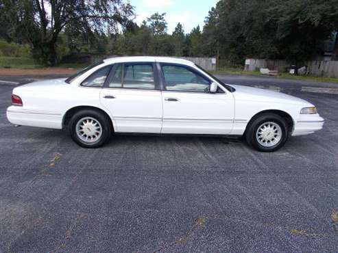 1996 FORD CROWN VICTORIA LX....ONE OWNER!!...LOW MILES!!! - cars &... for sale in Daytona Beach, FL