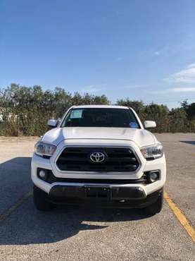 2016 Toyota Tacoma - cars & trucks - by owner - vehicle automotive... for sale in Houston, TX